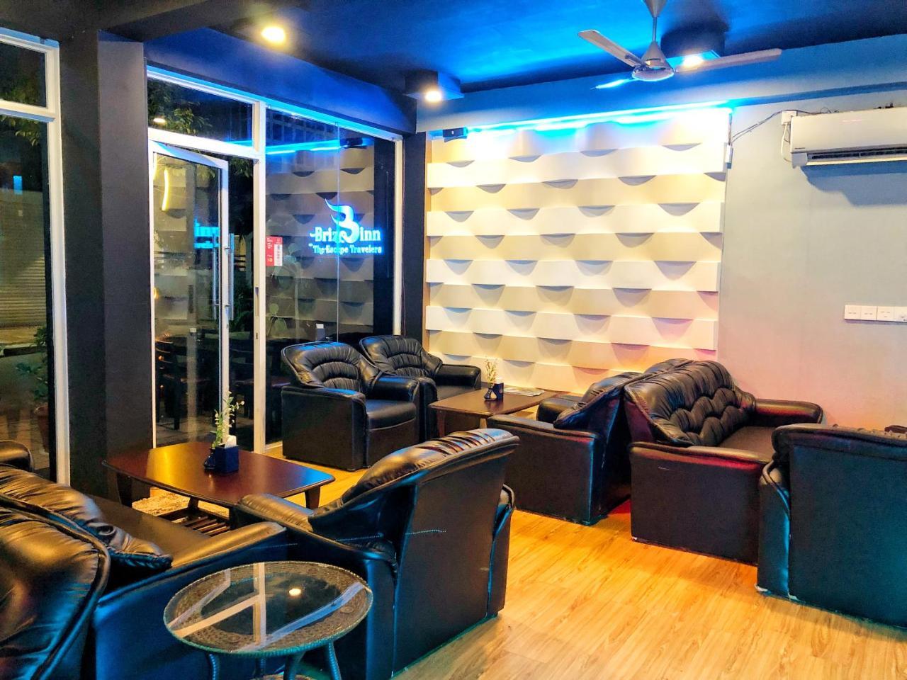 Brize Inn フルマーレ エクステリア 写真